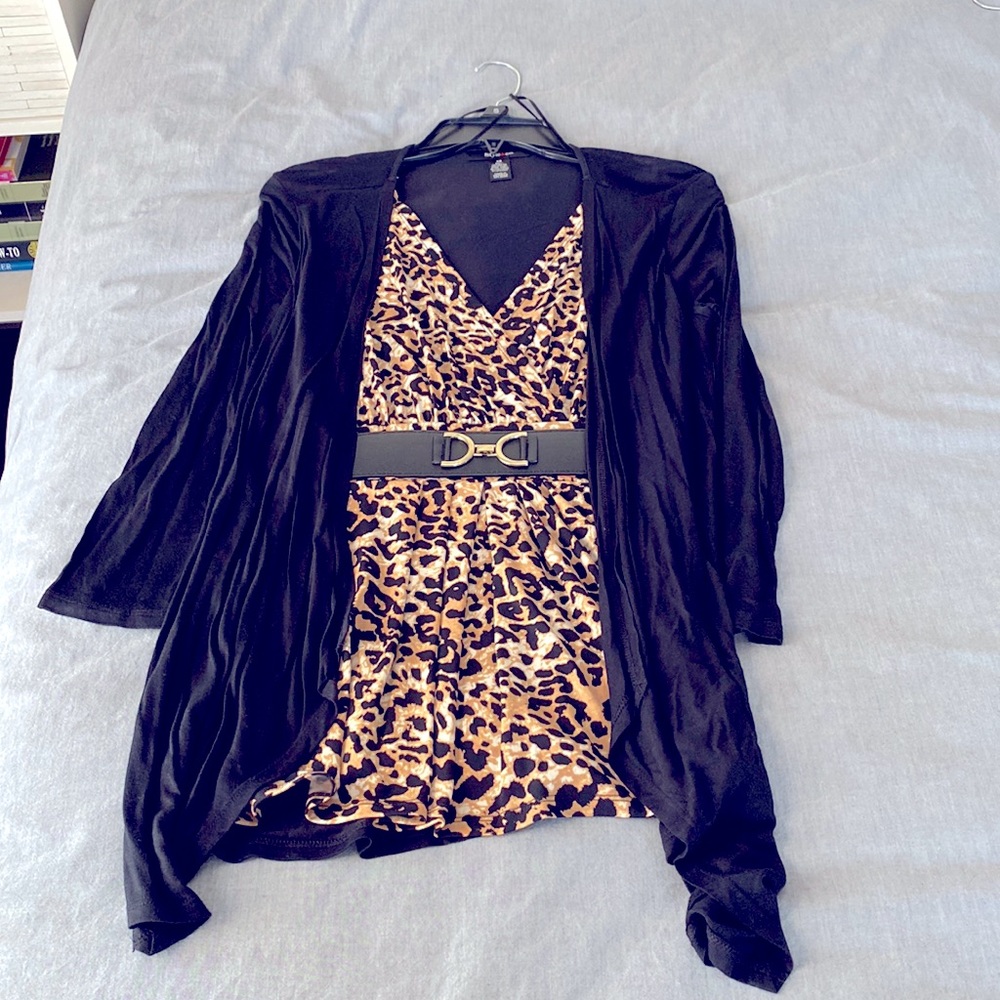 Leopard print top